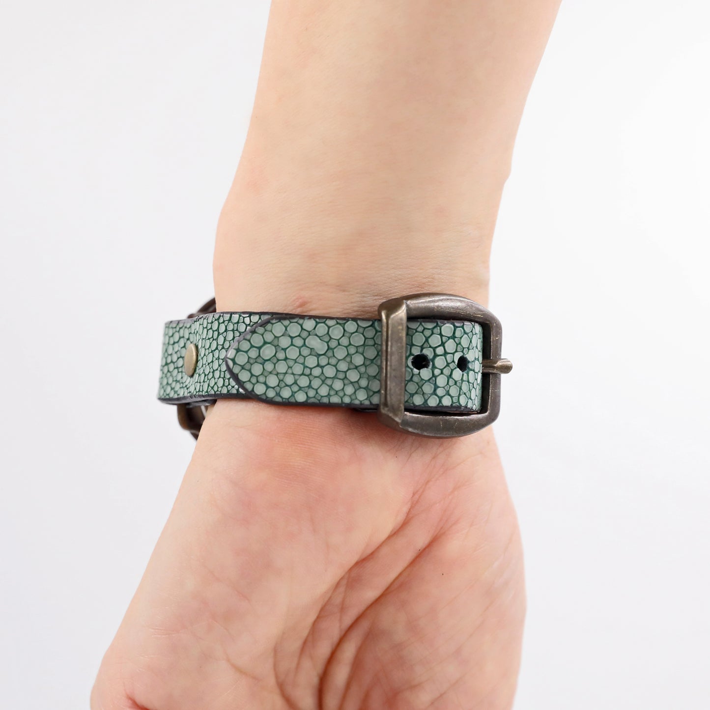 MOQUIP WATCH galuchat band GREEN
