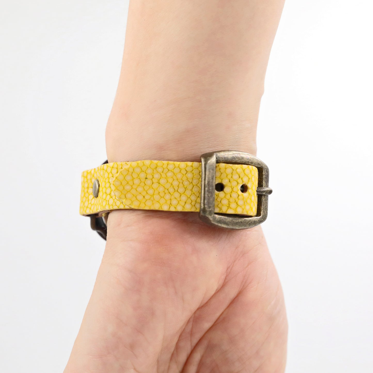 MOQUIP WATCH galuchat band YELLOW