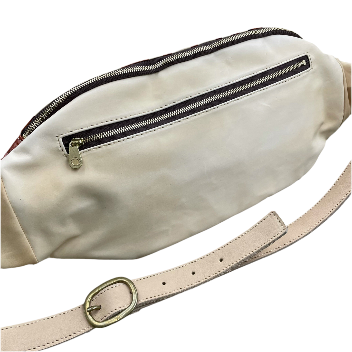Riko Shuri Monma × MOQUIP loop SLING BAG C