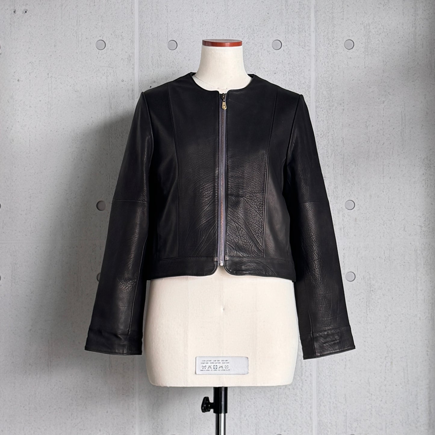 MOQUIP JACKET drop BLACK