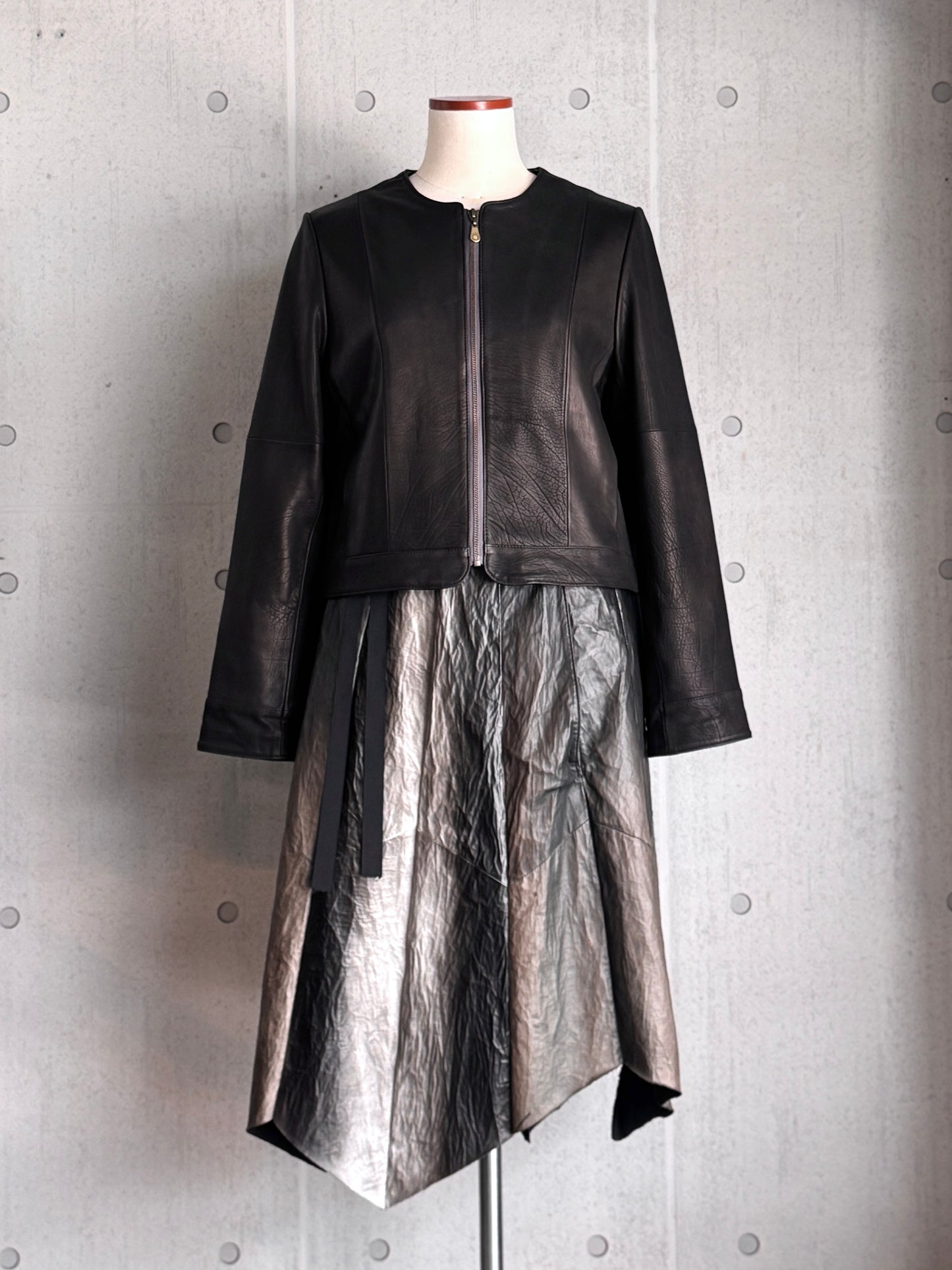 MOQUIP JACKET drop BLACK