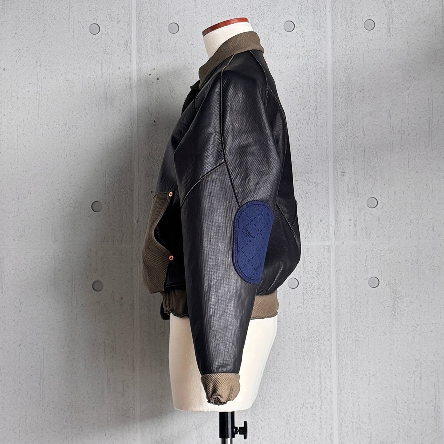MOQUIP BOMBER-JACKET oh deer! BLACK