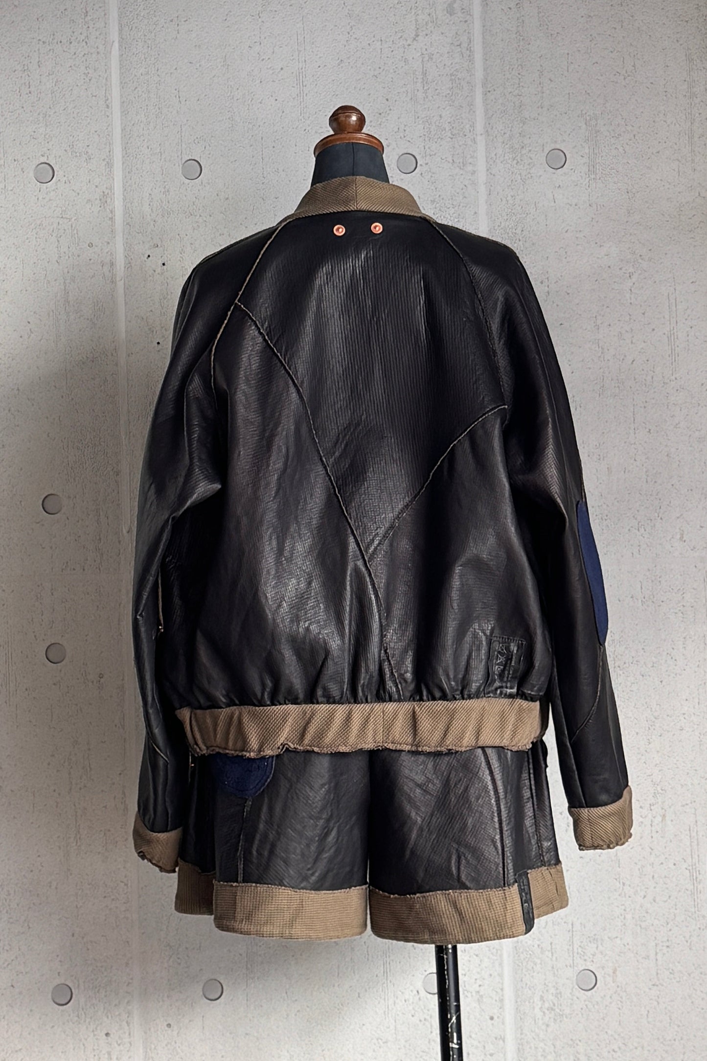 MOQUIP BOMBER-JACKET oh deer! BLACK