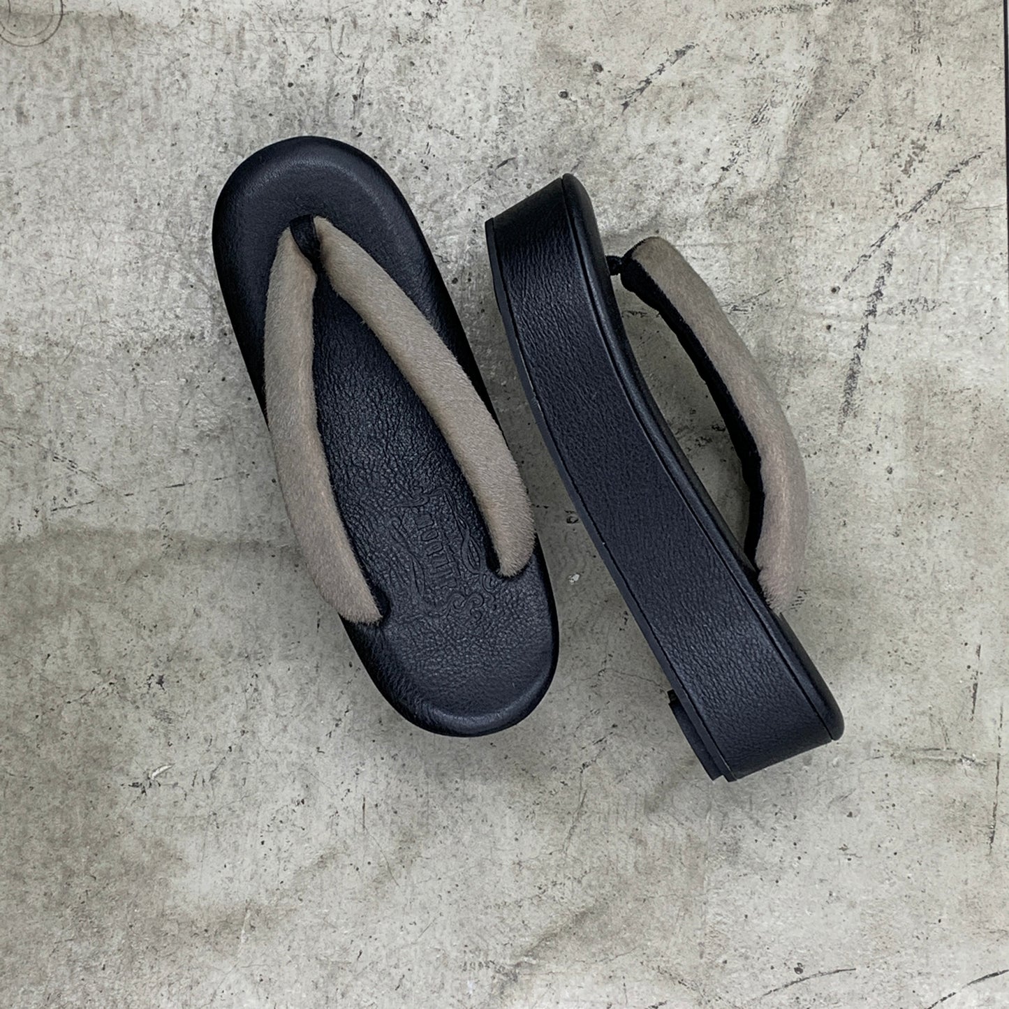 MOQUIP SANDALS fluff BEIGE