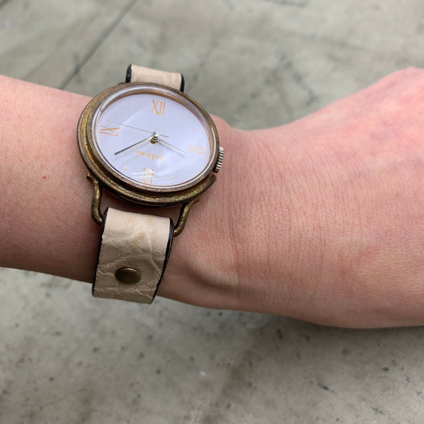 MOQUIP WATCH tears BEIGE