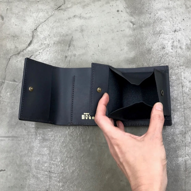MOQUIP TINY WALLET tears BLACK