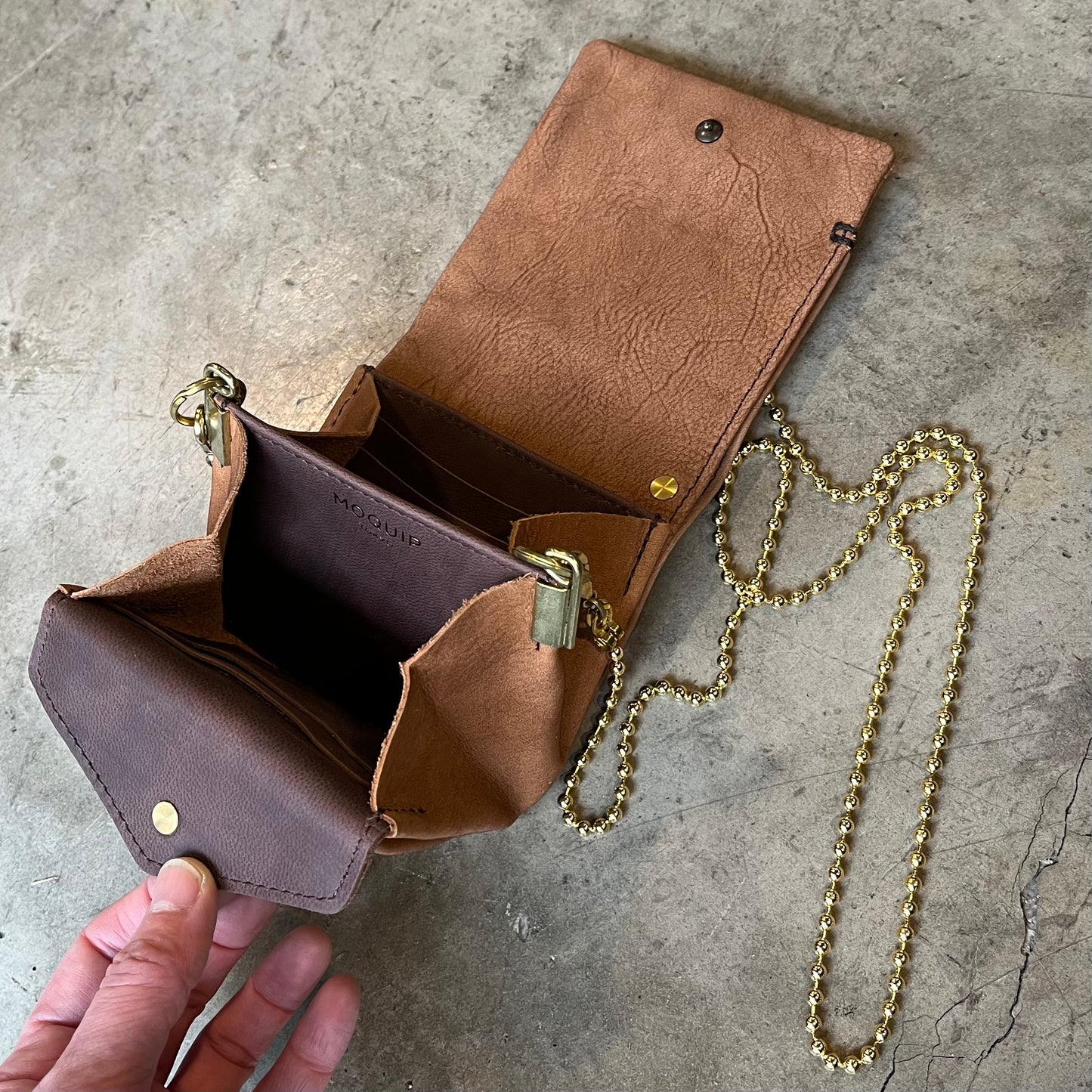 MOQUIP MINI PURSE embroidery L.BROWN