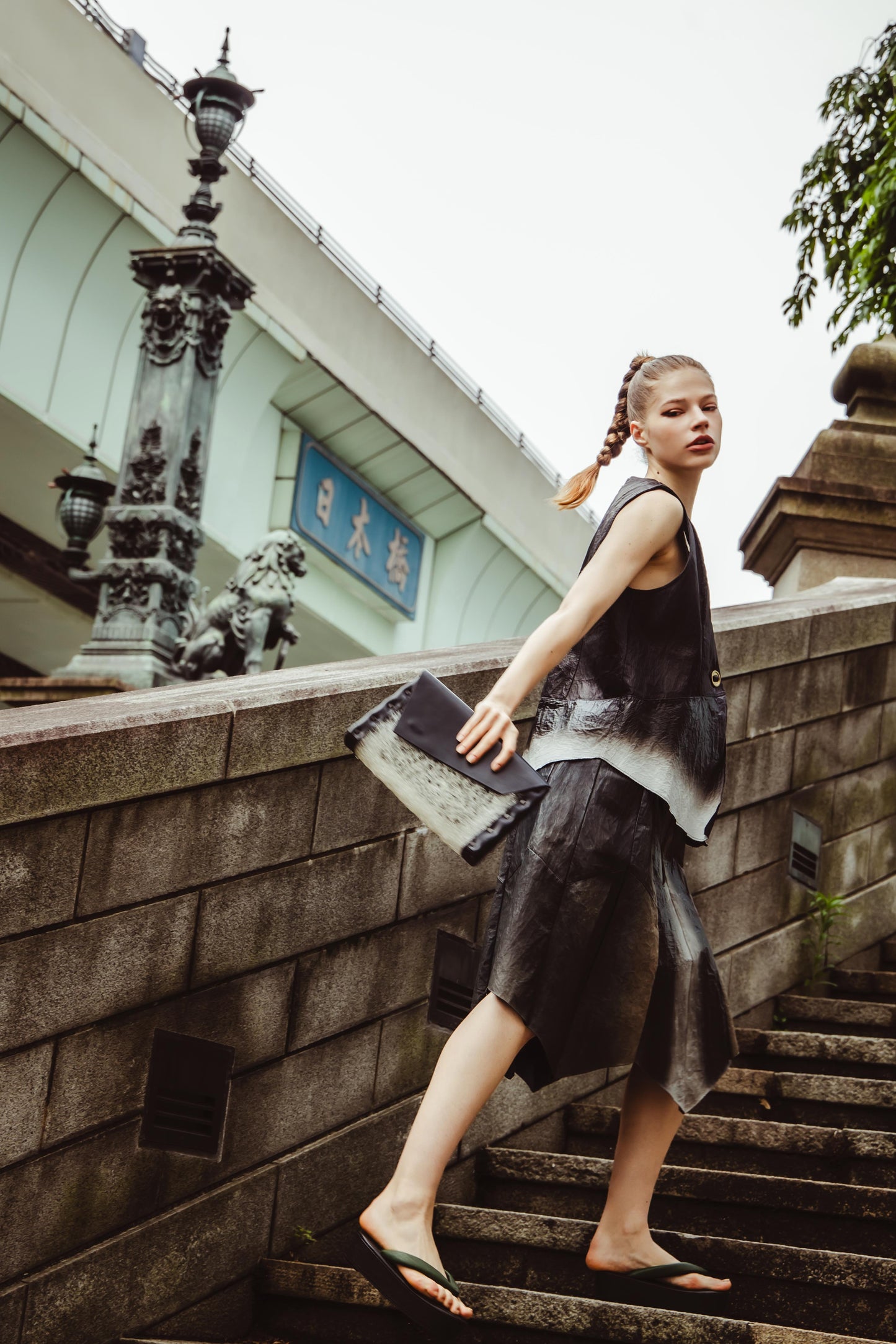 MOQUIP SKIRT shade BLACK