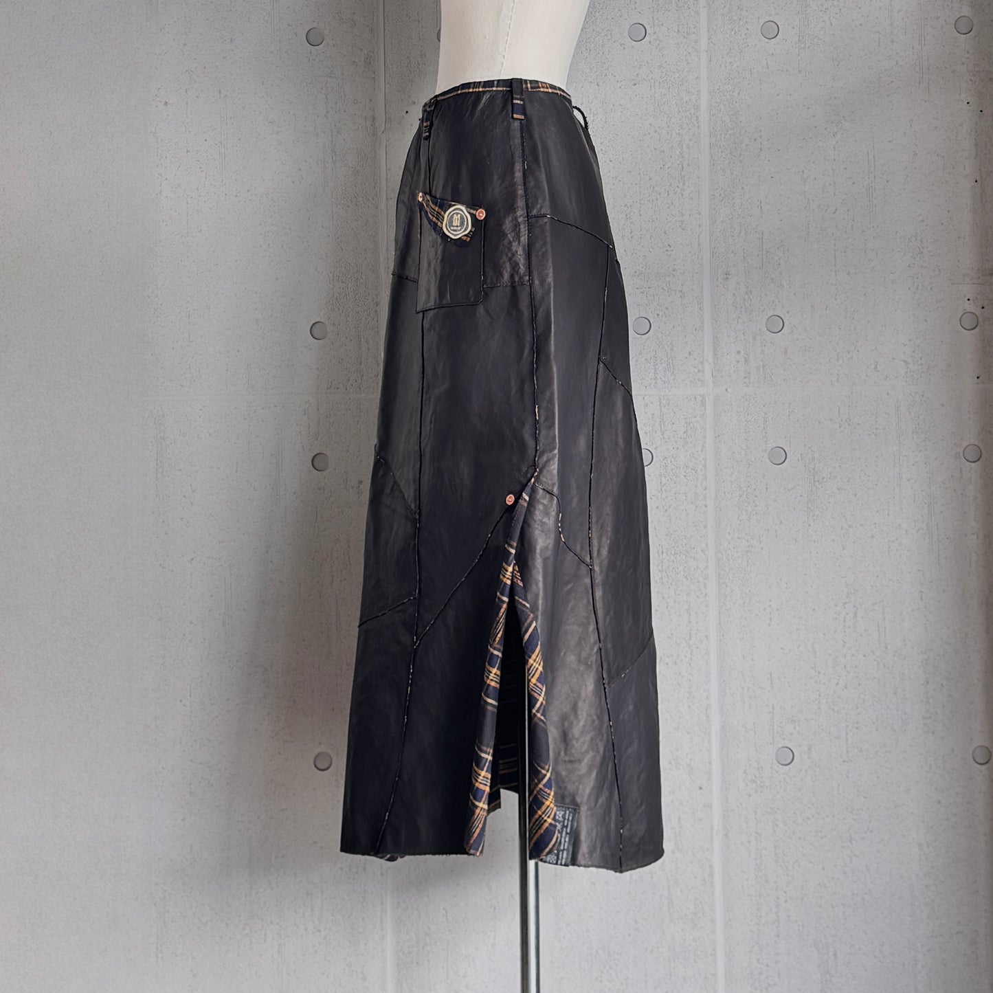 MOQUIP  CHECKERD SKIRT deer  BLACK