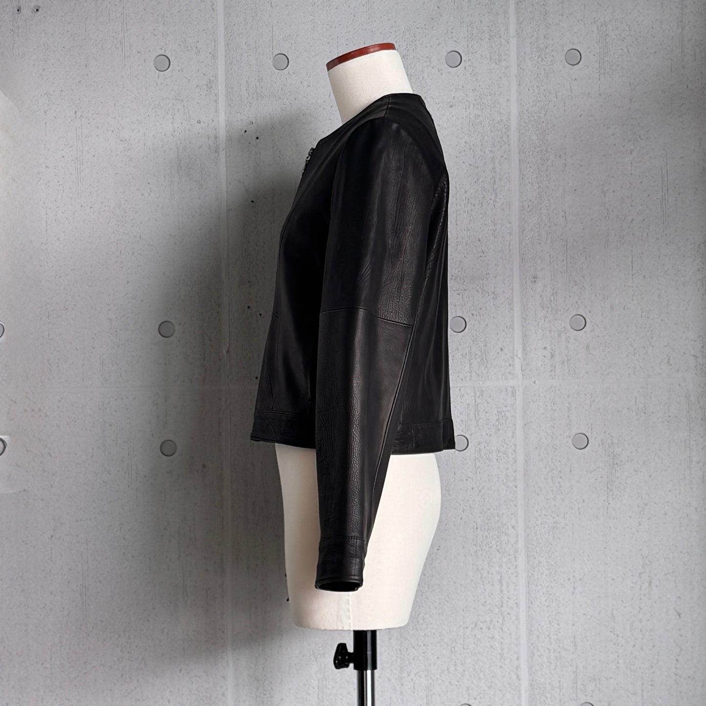 MOQUIP JACKET drop BLACK