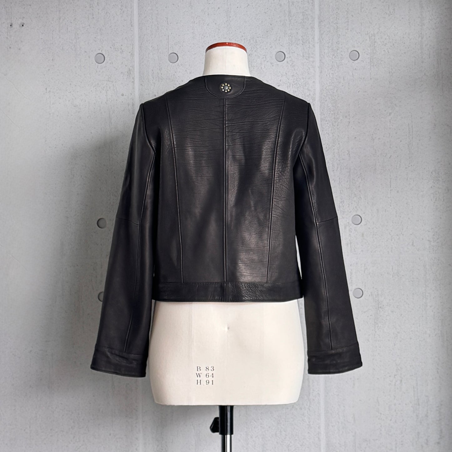 MOQUIP JACKET drop BLACK