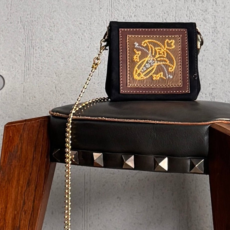 MOQUIP MINI PURSE embroidery D.NAVY