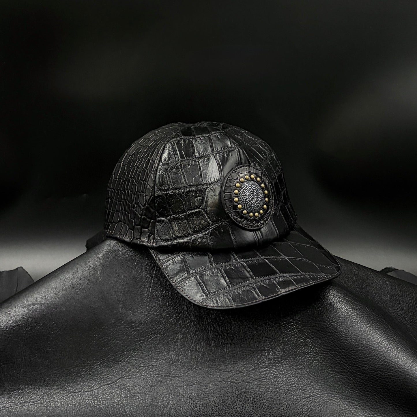 MOQUIP CROCODILE cap BLACK