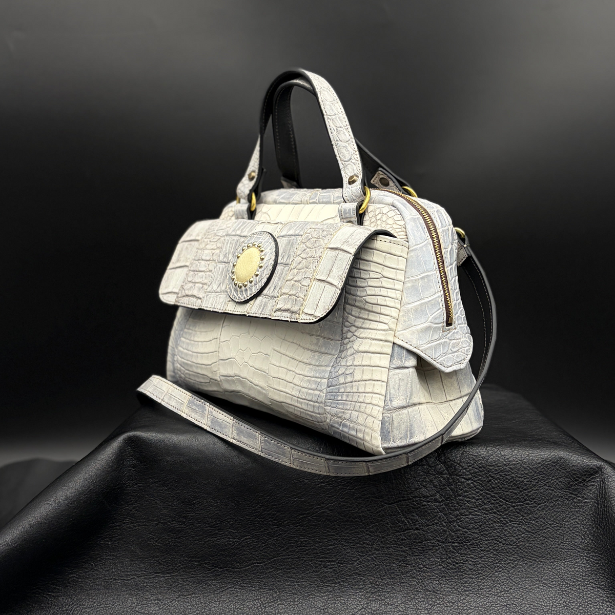 MOQUIP CROCODILE boston bag HIMALAYA