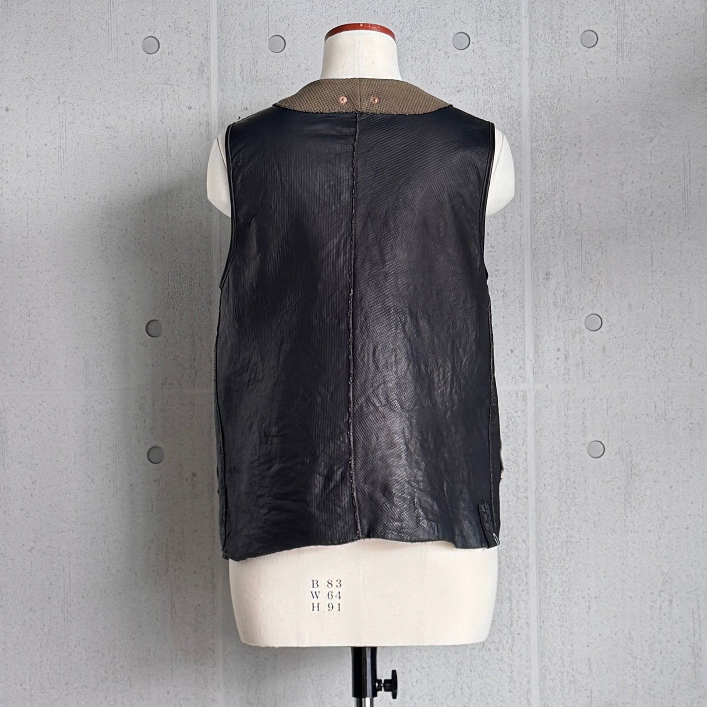 MOQUIP WAISTCOAT oh deer! BLACK