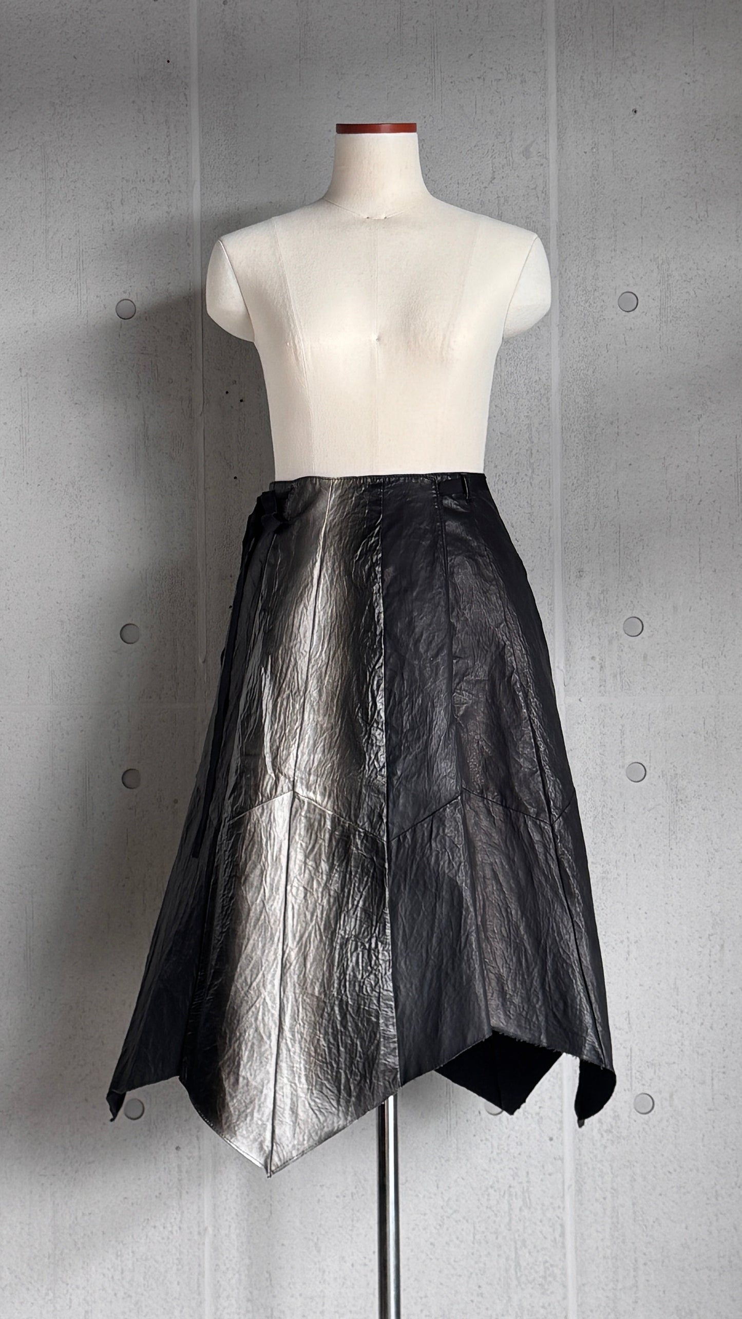 MOQUIP SKIRT shade BLACK