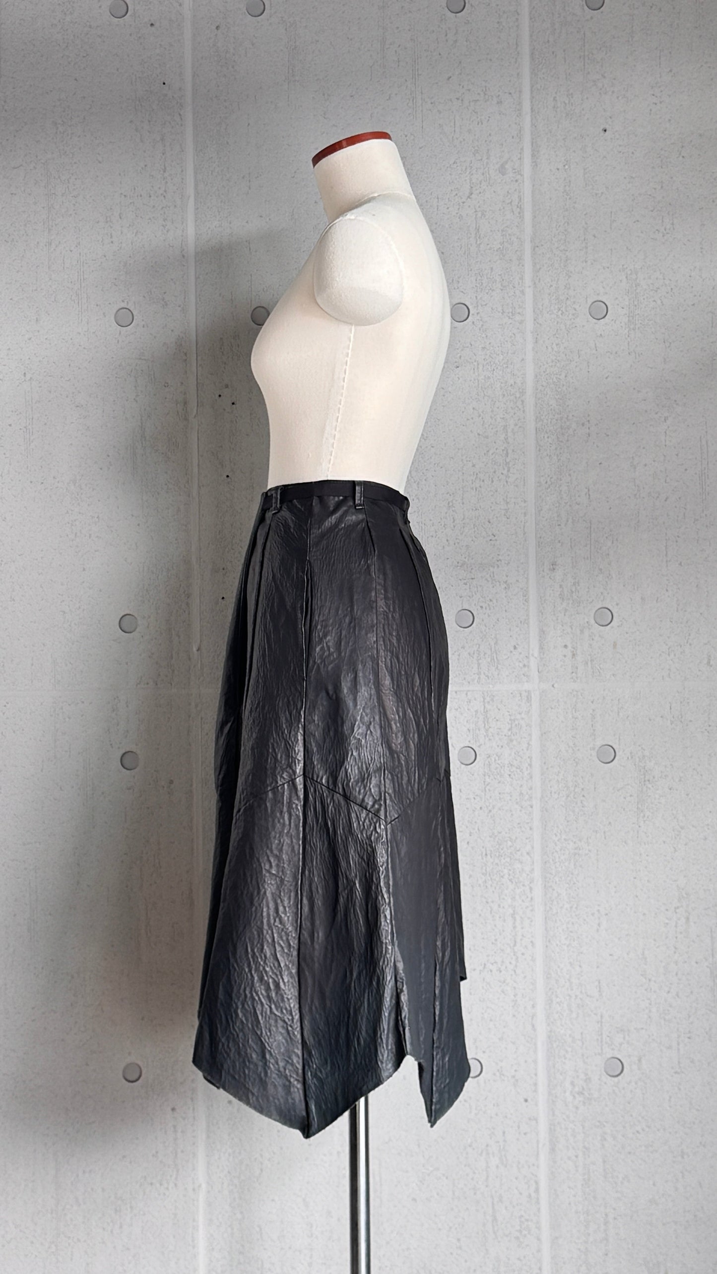MOQUIP SKIRT shade BLACK