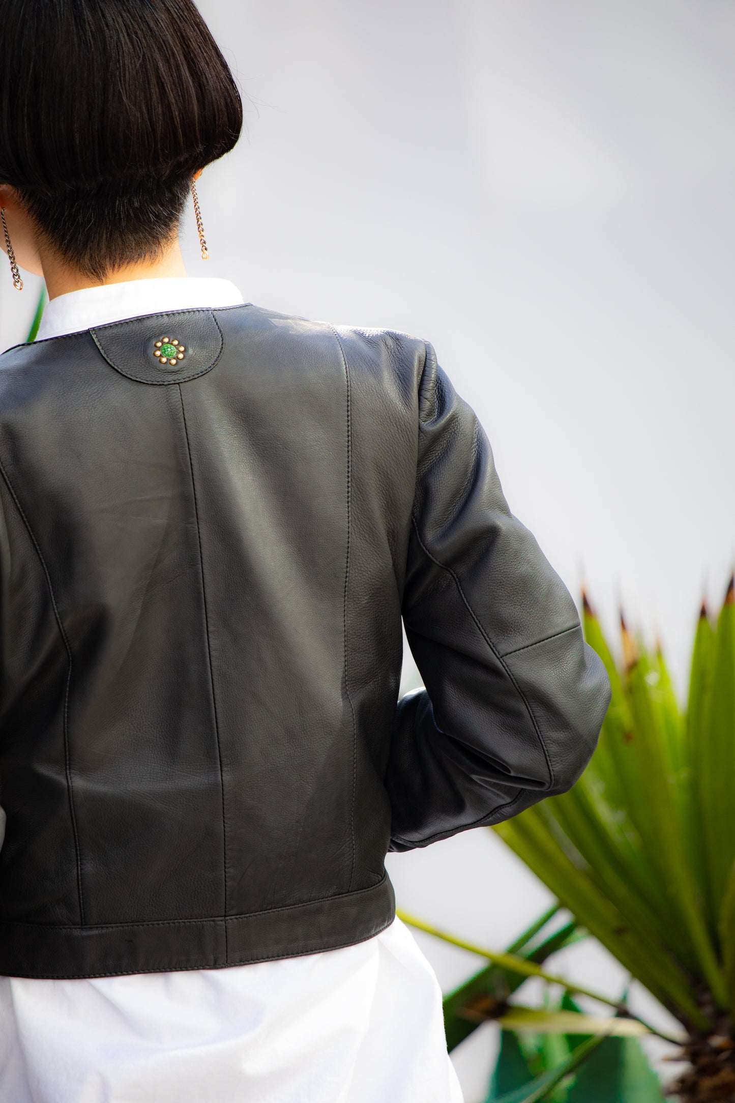 MOQUIP JACKET drop BLACK